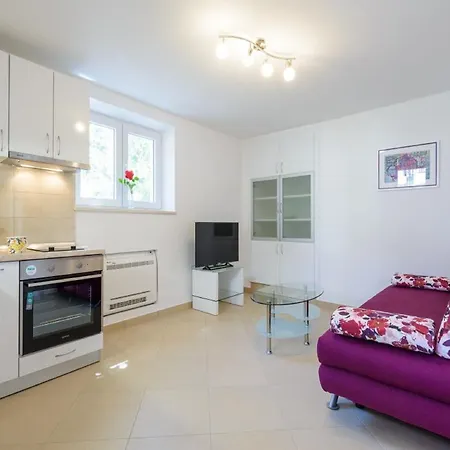 Pavlina دوبروفينك